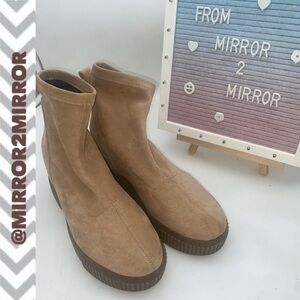 Steve Madden Brown Textured Soles